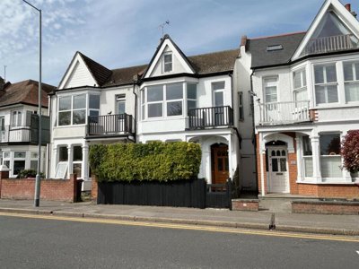 Property on Leigh Road, SS9 1JP