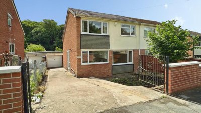 Property on Hedgemead View, BS16 1EP