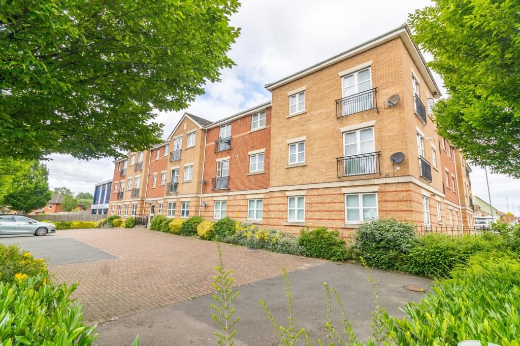 Property main image