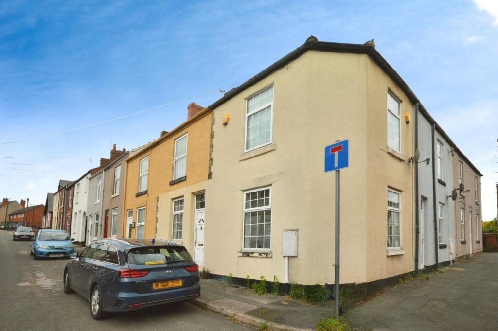 Terraced House