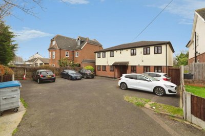 Property on Rainham Road, RM13 7SH