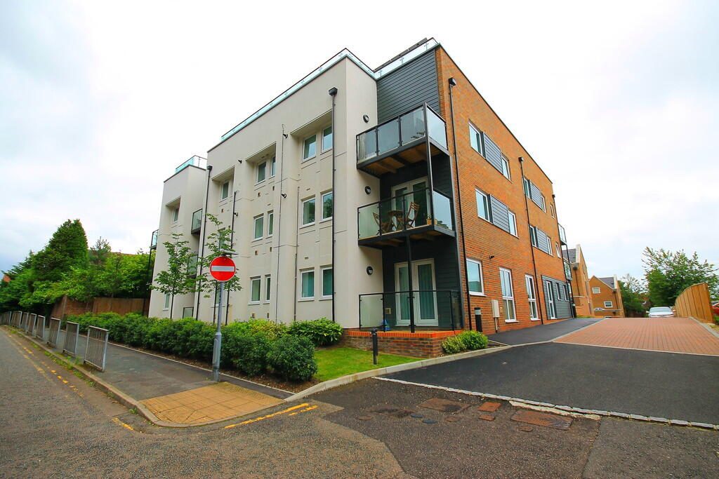Property main image