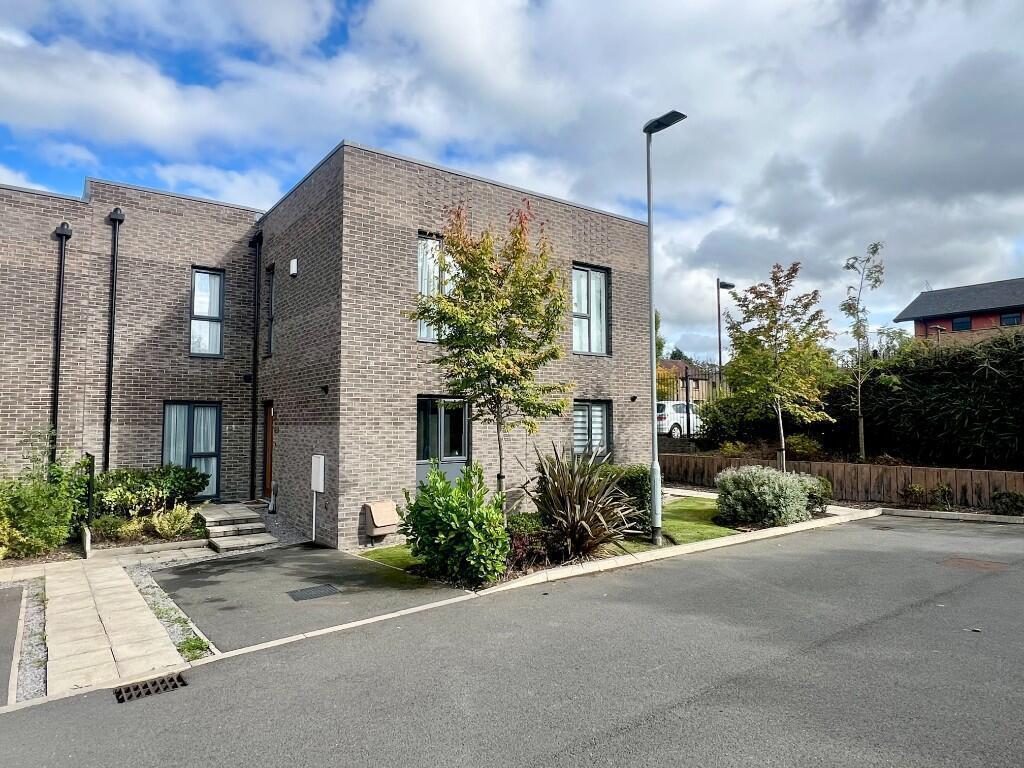 Terraced House