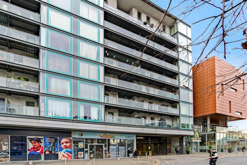 Property main image