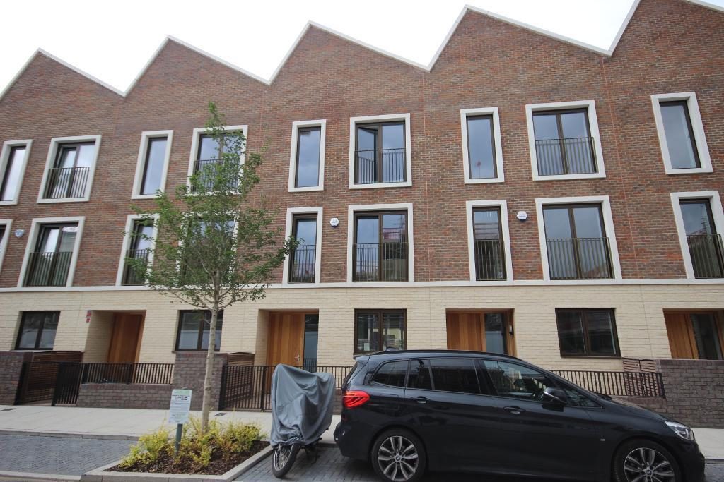 Terraced House