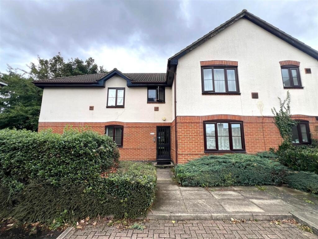Property main image