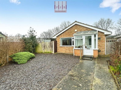 Property on Craig Y Don, LL22 7RL