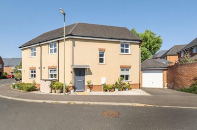 Property on Fleece Close, SP11 6UP