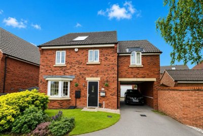 Property on Derwent Drive, DN4 5PB