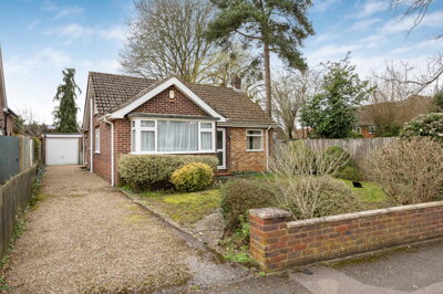 Property on Beverley Gardens, RG10 8ED