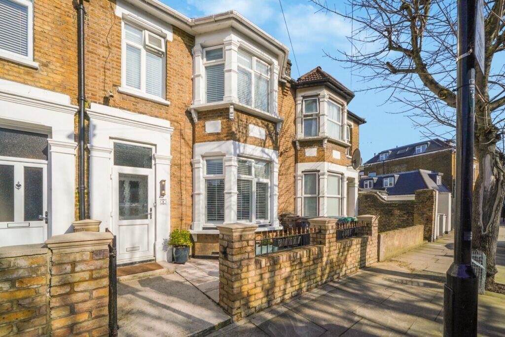 Terraced House