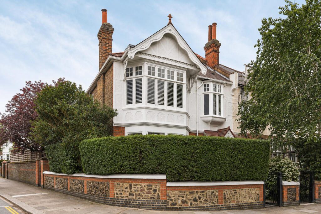 Property main image