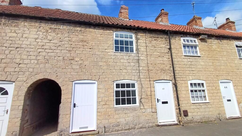 Property main image