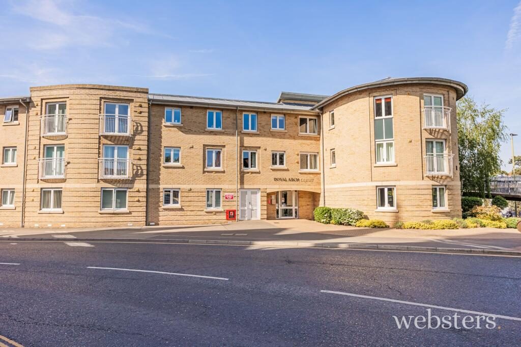 Property main image
