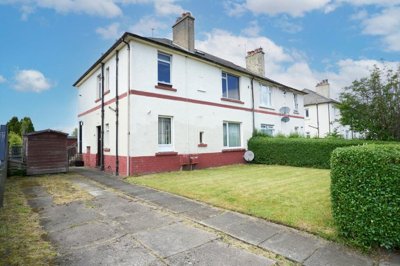 Property on Hayfield, FK2 7XH