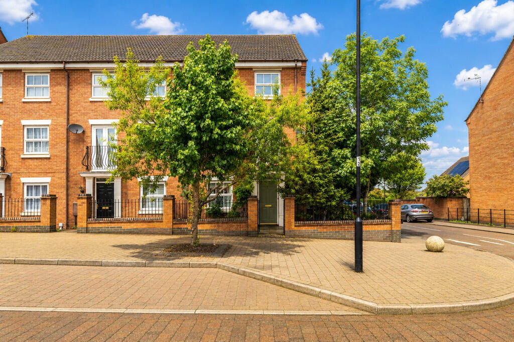 Property main image