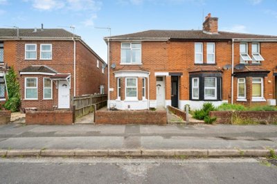 Property on Nutbeem Road, SO50 5JT
