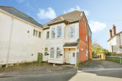 Property on West Road, SO19 9AH