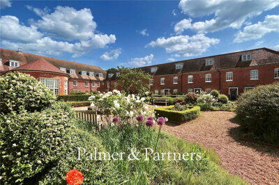 Property on Chedworth Place, IP9 2ND