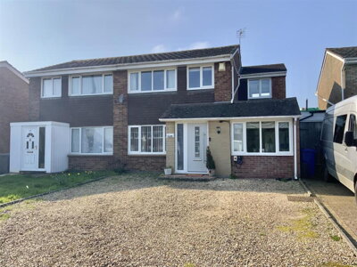 Property on Glebe Road, MK19 6LU