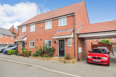 Property on Edwards Close, MK42 0WN