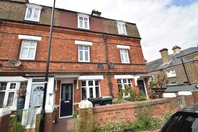Terraced House