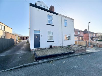 Property on Long Causeway, WF3 4JA