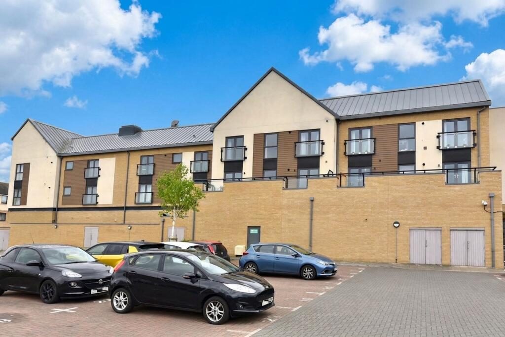Property main image
