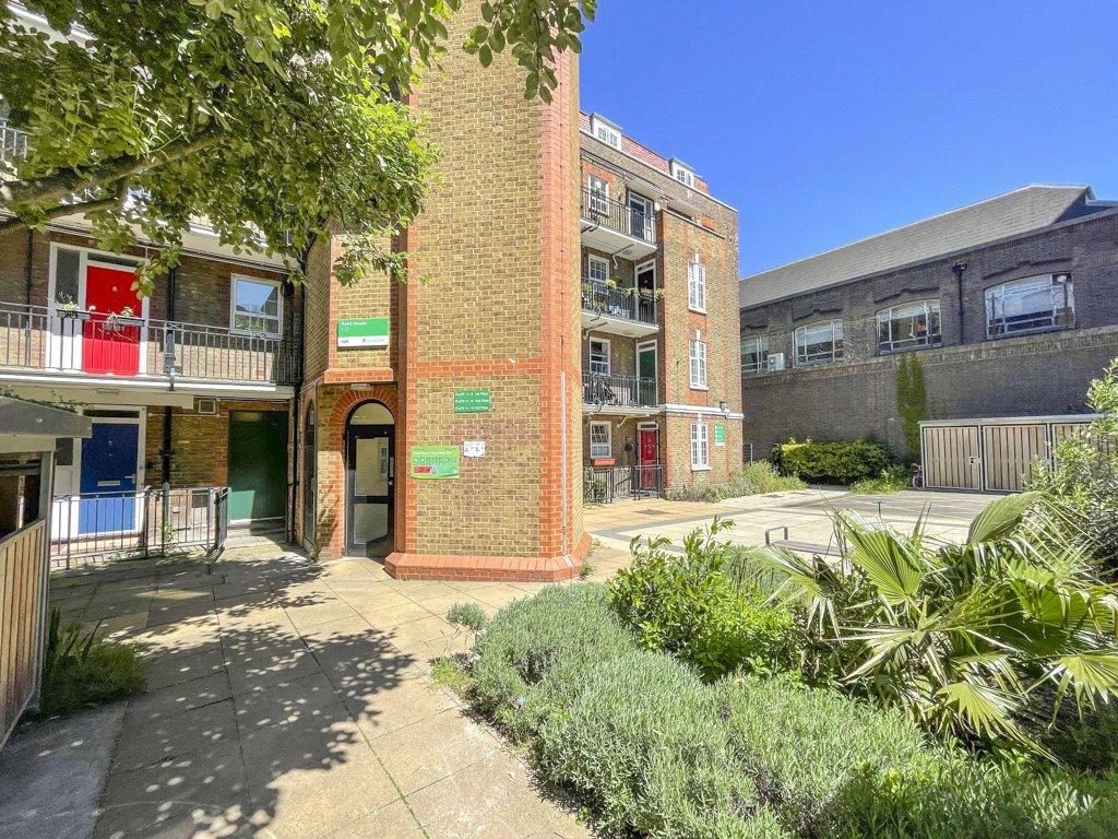 Maisonette