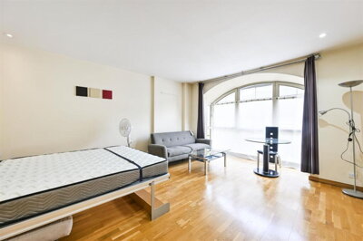 Property on Hosier Lane, EC1A 9LS