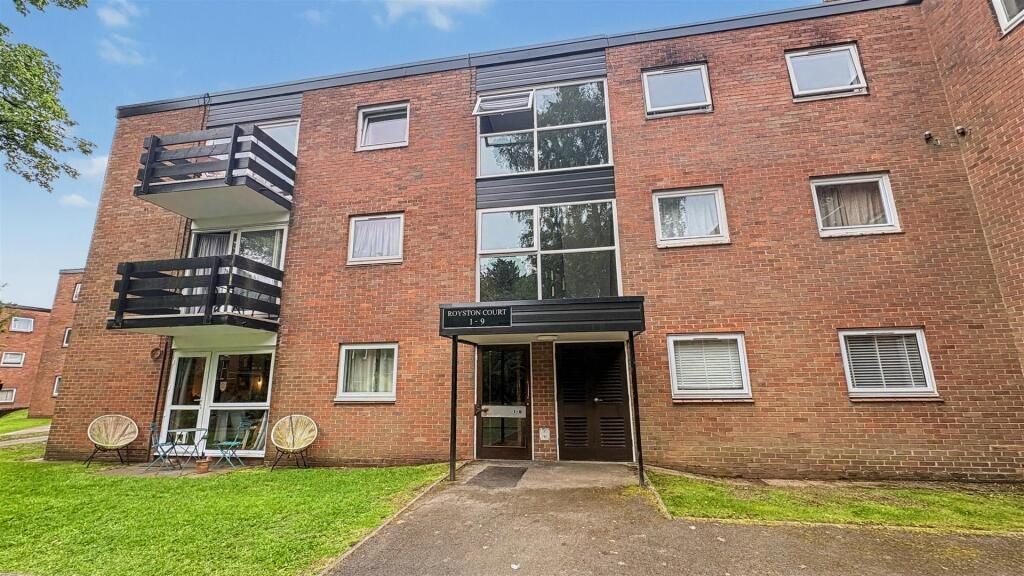 Property main image