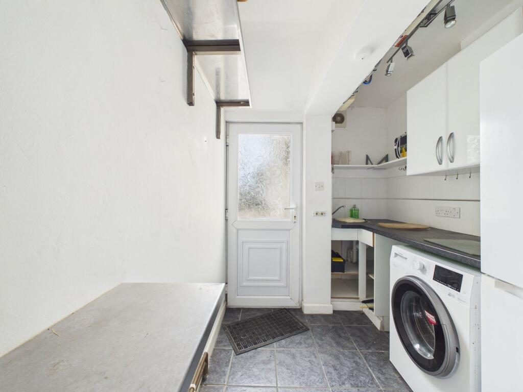 Thumbnail 16