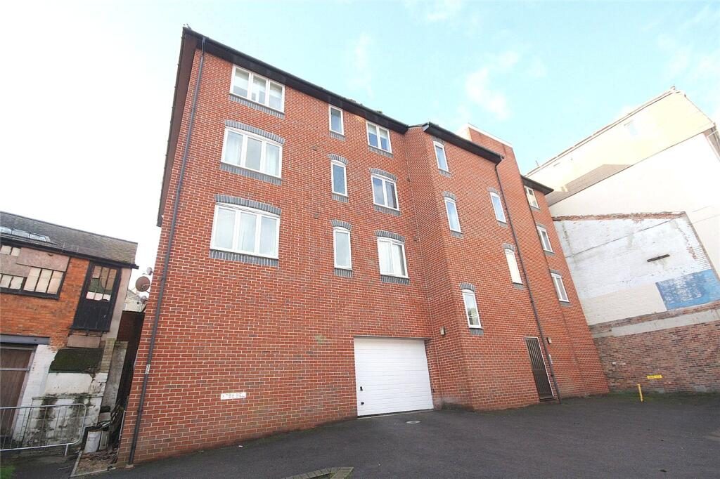Property main image