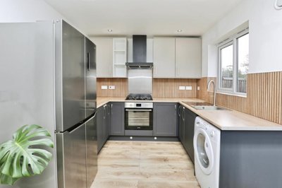 Property on Haywood Road, L28 4EX