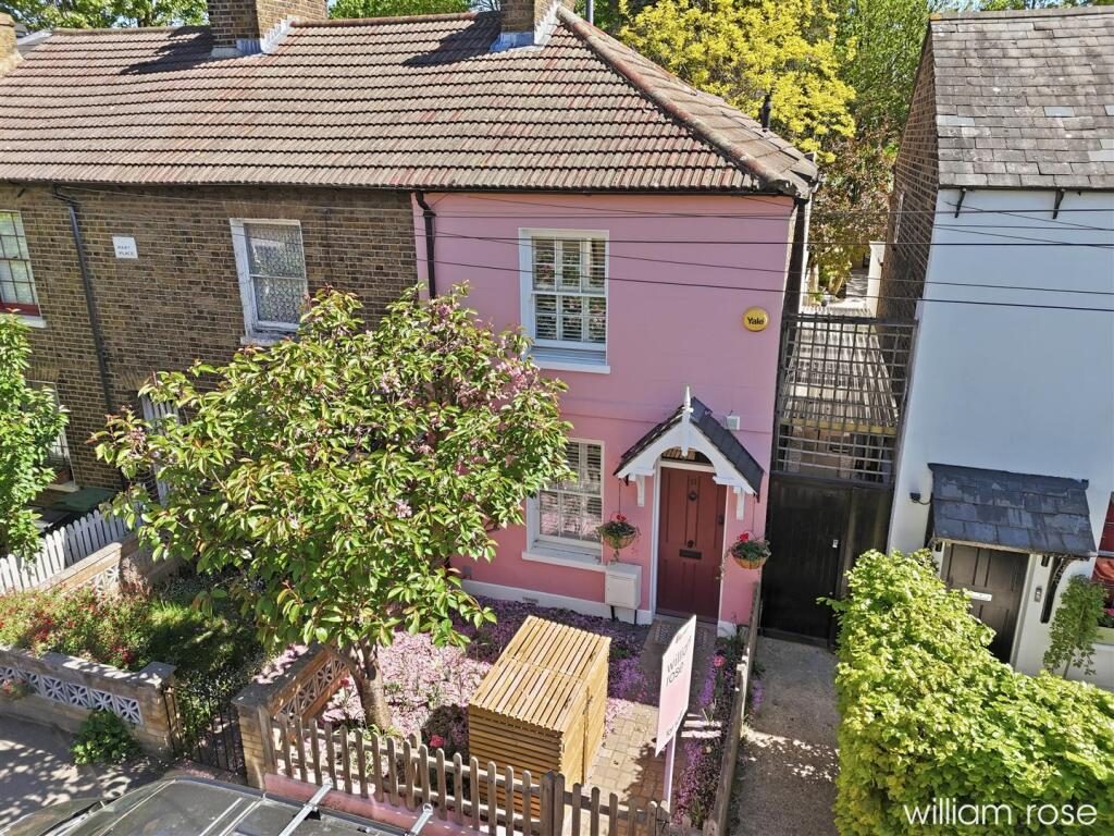 Terraced House