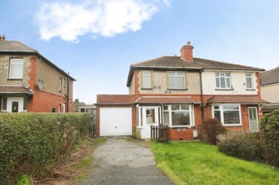 Property on Rein Road, WF3 1JJ