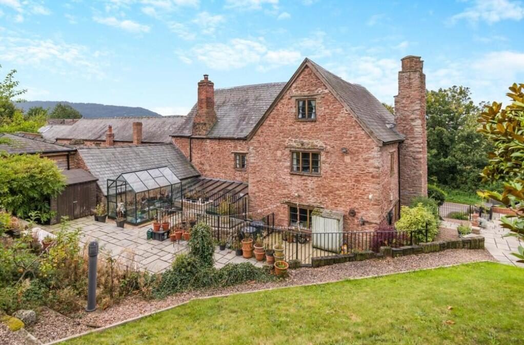 Country House