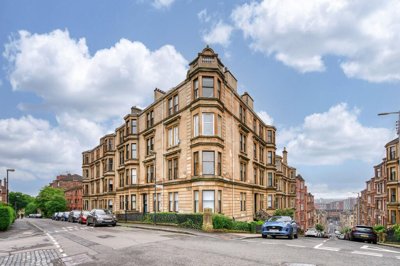 Property on G11 5BP