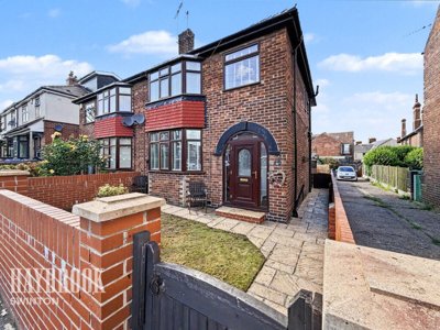 Property on Kings Road, S64 9BS
