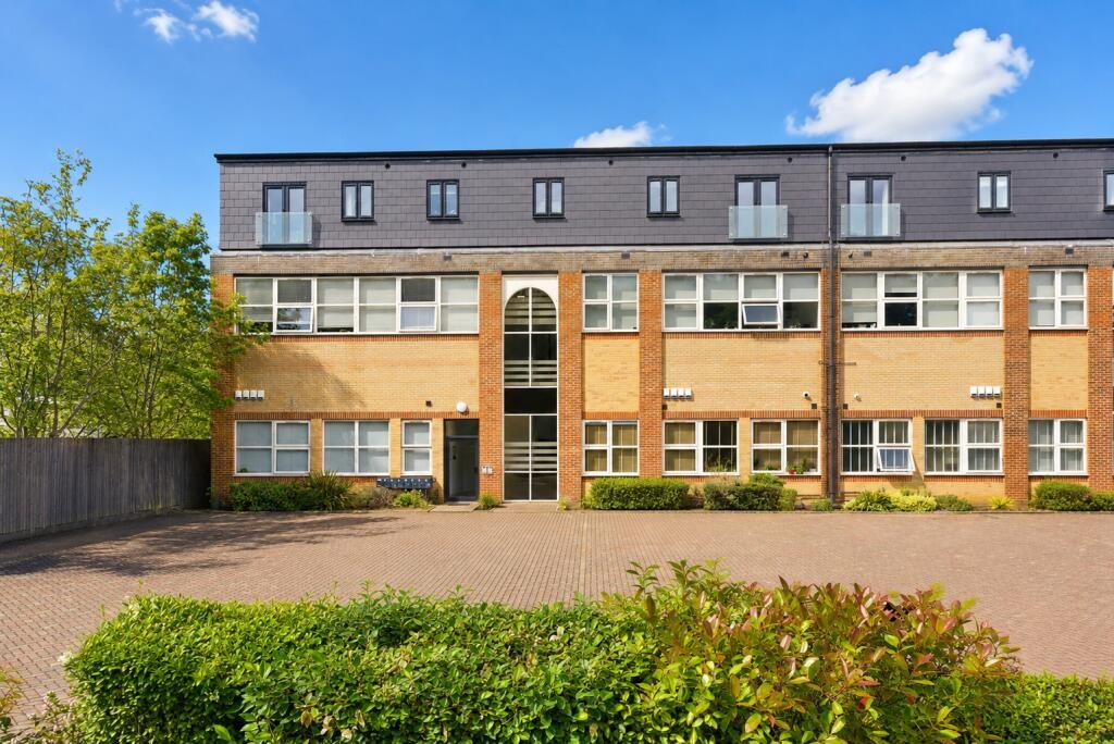 Property main image