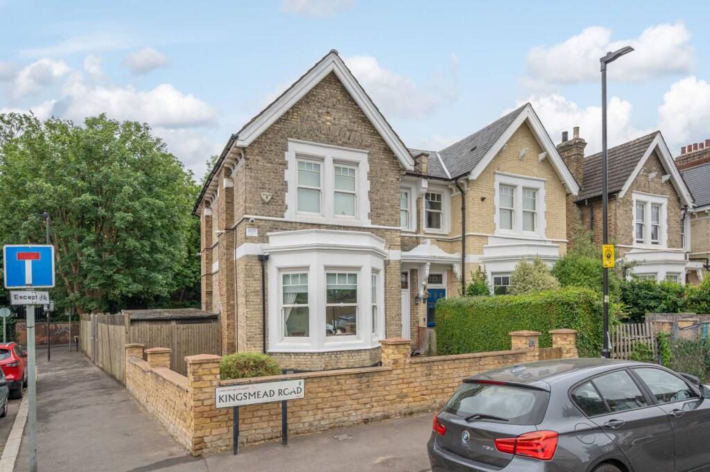 Terraced House