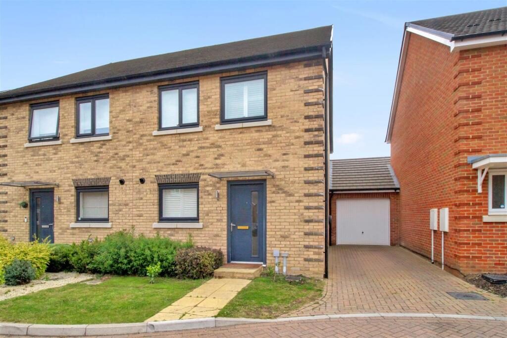 Property main image
