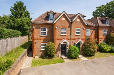 Property on TN6 3GN