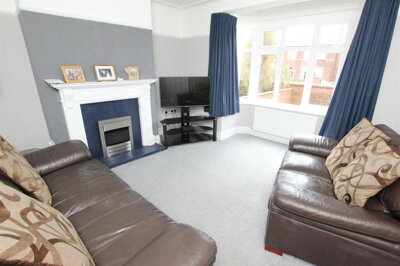 Property on Tenter Road, DN4 9PW