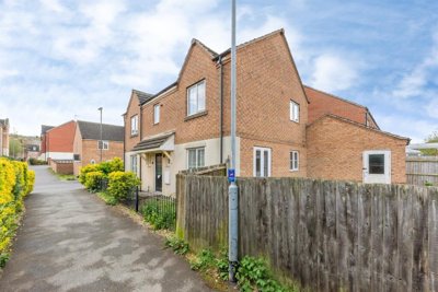 Property on Kedleston Road, NG31 7FH