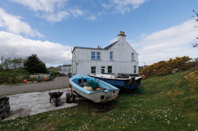 Property on Lochmaddy, HS6 5AA