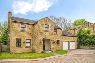 Property on Church Croft, WF3 3SQ