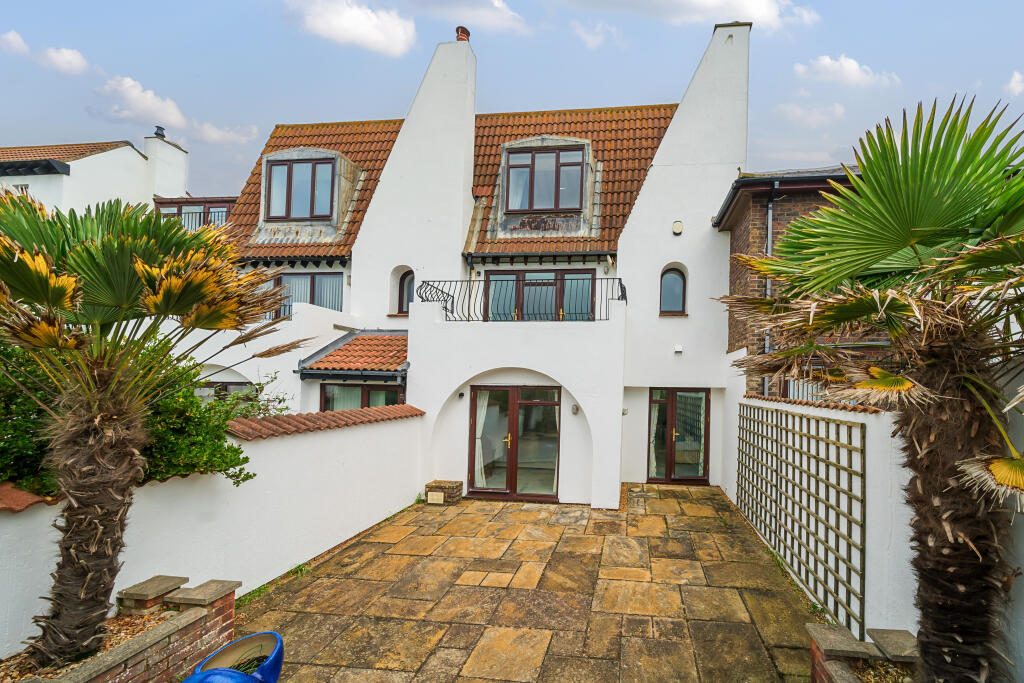 Terraced House