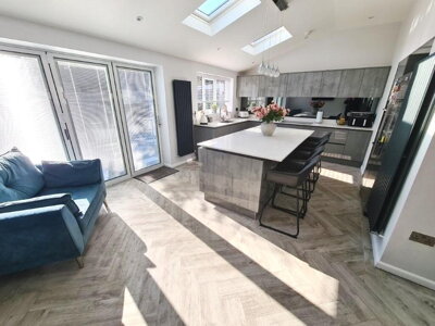 Property on Shakespeare Road, M43 7NF