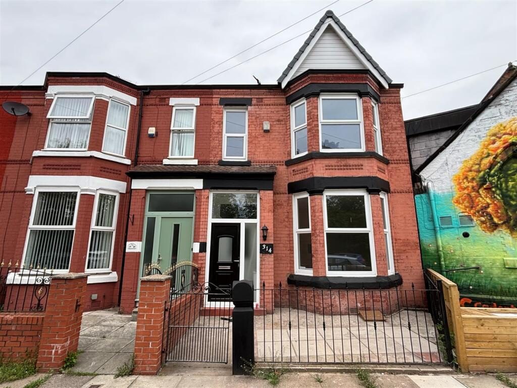 Terraced House